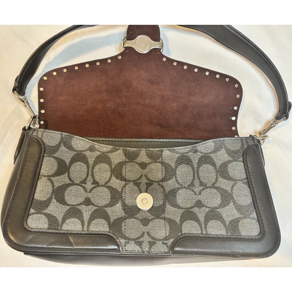 Black Coach Georgie Woman's Leather Signature Shoulder Bag W/ Silver Accents - Picture 14 of 16